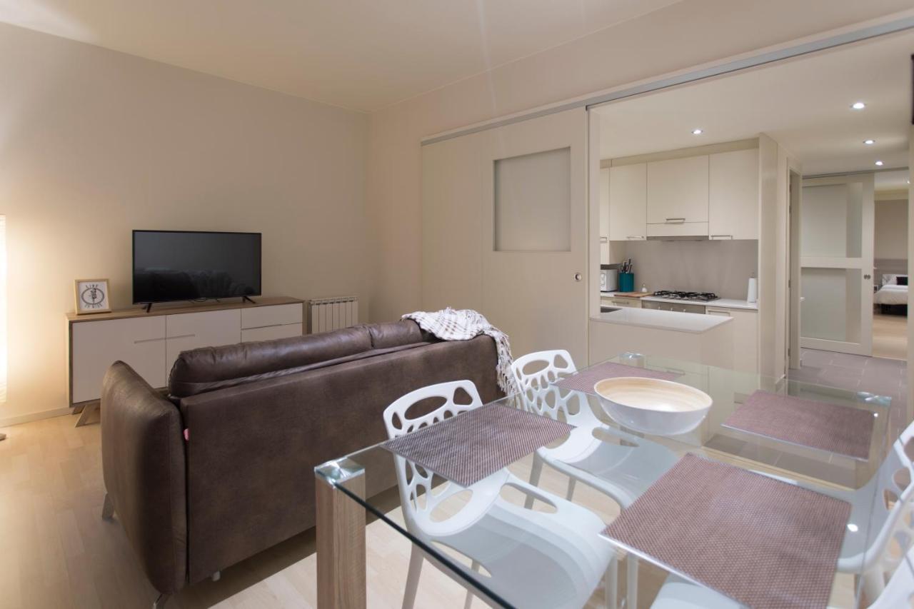 Bravissimo Cort Reial-3A Apartment Girona Bagian luar foto